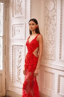 Fiorenza - Red 16 Fiorenza - Red -Luxury Evening Wear Store 105 e77429b1 4312 40a6 9920 39081e662dbf