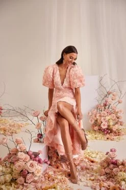 Simona Dress -Luxury Evening Wear Store 10 a1644cdc cef3 4f69 91a9 9c17c80f6f69