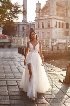 Sanem Gown -Luxury Evening Wear Store 11 4d4ec215 eebd 4164 a9b0 261752b4165c