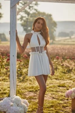 Lea Dress -Luxury Evening Wear Store 14 ea3e790b bd4e 4b74 a4a5 3f5254c12a96