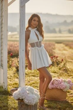 Lea Dress -Luxury Evening Wear Store 19 d773f42d 0517 4d01 8fd9 49a9c38ea161