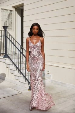 Mariana - Pink 9 Mariana - Pink -Luxury Evening Wear Store 38 17c358ab bc3a 4349 a6e2 6b0897bf814c