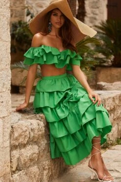 Tia Set -Luxury Evening Wear Store 38 5fd502d3 f2f8 458d a12d 6f11af891266