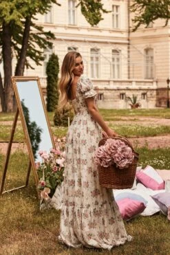 Featured Products -Luxury Evening Wear Store 4 5ae0d30a b736 4926 a85e 7b68c0165786