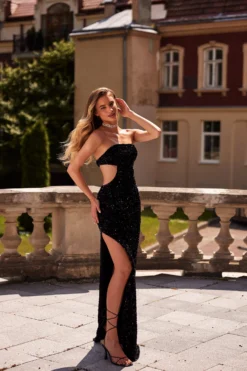 Cheryce - Black 13 Cheryce - Black -Luxury Evening Wear Store 65 016594e3 cc02 4d84 ba69 5c5baabec927