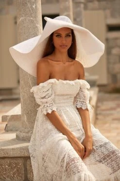 Lucia Dress -Luxury Evening Wear Store 87 c2b6c0b6 cf18 4661 ac5b 99991f929588