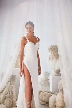 Laria - White 10 Laria - White -Luxury Evening Wear Store 8 ee705ece cW702 4056 8d3c 664b94257b23 1600x 1eac51d3 80c6 49d2 a533 42c4beb174d3