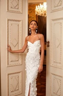 Petra - White -Luxury Evening Wear Store 8 eexdcfbv 705ece c702 4056 8d3c 664b94257b23 1600x 980e4995 c52e 4482 acb1 a99c54540370