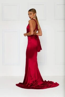 Lena - Wine Red 7 Lena - Wine Red -Luxury Evening Wear Store H6A9650