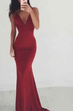 Selina - Wine Red -Luxury Evening Wear Store SELINAcrop